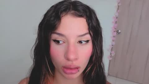 Mia adams  online show from November 2025 06:07:02 PM