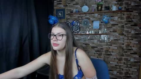 Mia and vincentt model indepent online show from September 2025 04:01:01 AM