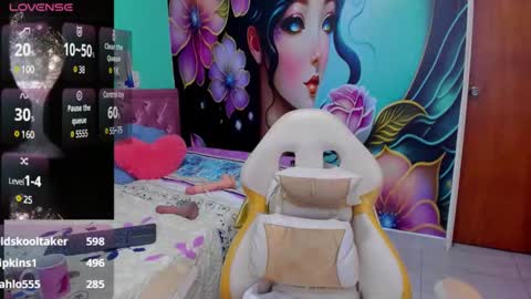 Snapshot of mia_bigtits_17 chatting on February 2025 07:31:02 AM Mia online show from February 2025 07:31:02 AM