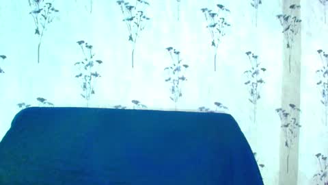 Mia  online show from March 2025 06:23:01 PM