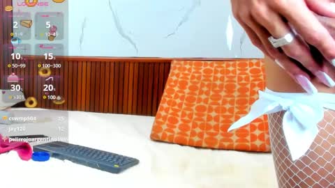 Snapshot of mia_conde1_ chatting on February 2025 01:13:02 PM Mia Conde online show from February 2025 01:13:02 PM