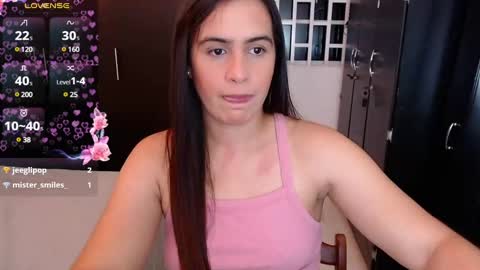 Snapshot of mia_danielsx chatting on February 2025 02:33:02 AM Mia online show from February 2025 02:33:02 AM