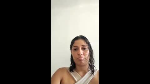 Snapshot of mia_diamon chatting on May 2026 06:07:02 PM mia diamon online show from May 2026 06:07:02 PM