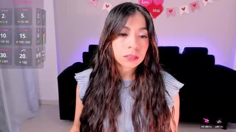 Mia online show from February 2025 12:27:01 PM