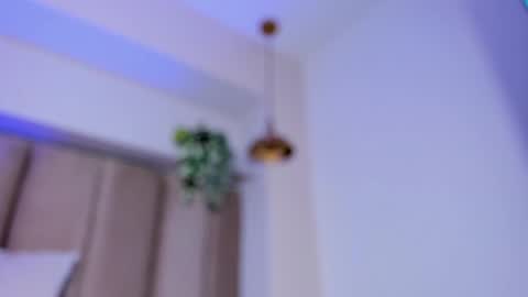  I am Mia  online show from March 2025 06:43:02 PM