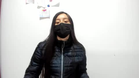 mia kaneee online show from February 2025 10:10:01 PM