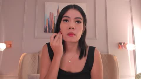 Mia online show from December 2025 02:51:01 AM