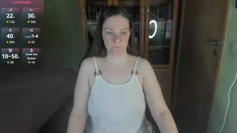 Snapshot of mia_lores chatting on May 2026 09:05:02 AM mia_lores online show from May 2026 09:05:02 AM