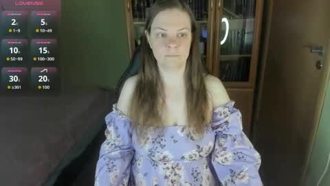 Snapshot of mia_lores chatting on May 2026 09:06:02 AM mia_lores online show from May 2026 09:06:02 AM