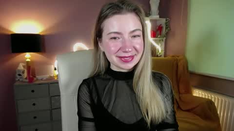 Snapshot of mia_luxx92 chatting on March 2025 07:35:02 AM Mia online show from March 2025 07:35:02 AM