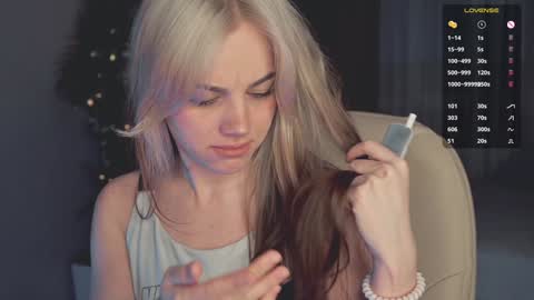 Snapshot of mia_milagros chatting on February 2025 01:22:01 AM mia_milagros online show from February 2025 01:22:01 AM