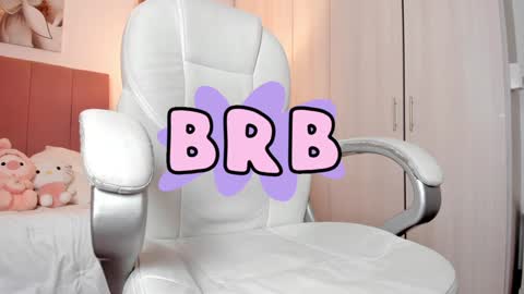 Mia Nevaeh - follow me online show from February 2025 12:17:01 AM