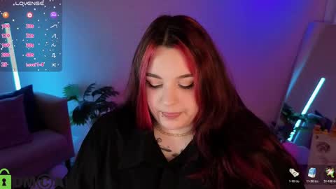 Snapshot of mia_r0ss chatting on May 2026 01:12:01 AM Mia online show from May 2026 01:12:01 AM