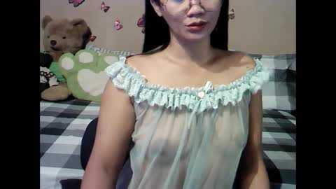Snapshot of mia_rein chatting on January 2025 01:31:02 AM mia_rein online show from January 2025 01:31:02 AM