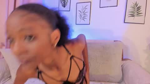 Snapshot of mia_rissi chatting on November 2025 03:01:02 PM Mia online show from November 2025 03:01:02 PM
