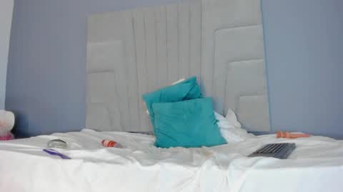 mia_smith_x online show from February 2025 11:15:01 PM