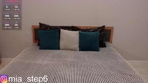 mia_stephan online show from September 2025 06:08:02 PM