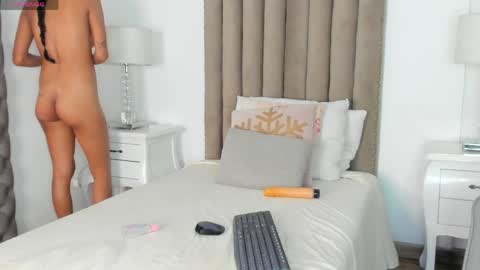 Snapshot of mia_tentacion__ chatting on May 2026 12:07:01 AM mia_tentacion__ online show from May 2026 12:07:01 AM