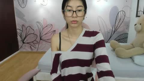 Snapshot of mia_vanucci chatting on January 2025 03:12:01 AM Mia Vanucci online show from January 2025 03:12:01 AM