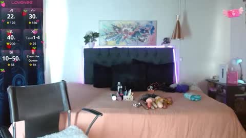 MIA  online show from November 2025 03:35:01 PM