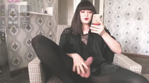 Snapshot of mia_wallase chatting on January 2025 07:43:01 AM mia_wallase online show from January 2025 07:43:01 AM