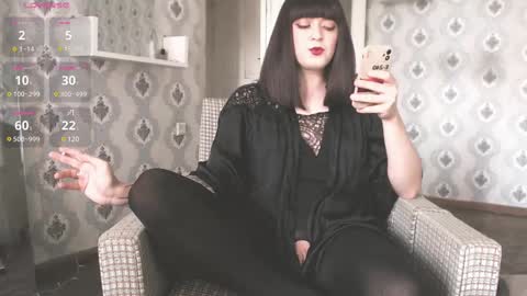 Snapshot of mia_wallase chatting on March 2025 07:10:01 AM mia_wallase online show from March 2025 07:10:01 AM