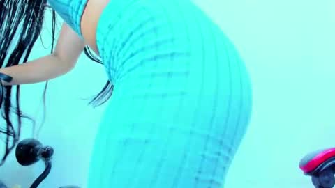       online show from January 2026 01:04:01 PM