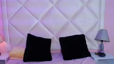 Alexandra online show from November 2025 03:29:02 AM