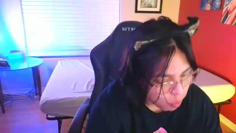 Mia online show from December 2024 04:31:02 AM