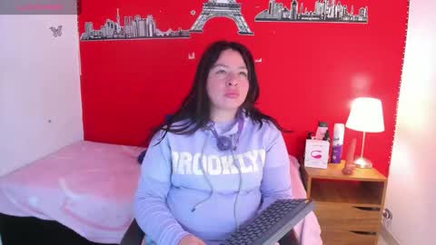 miadoll303av online show from September 2025 01:24:02 PM