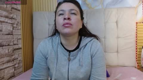 miadoll303av online show from January 2026 01:04:01 PM