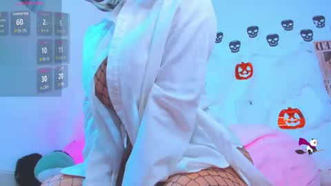 Snapshot of miaengels_ chatting on October 2025 02:12:02 AM Mia Engels online show from October 2025 02:12:02 AM