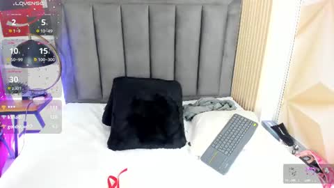 Mia  online show from July 2026 02:05:17 AM