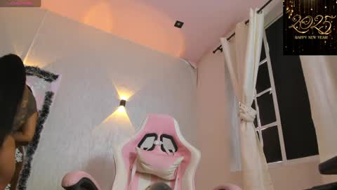 Mia Gomez online show from December 2024 03:57:02 PM