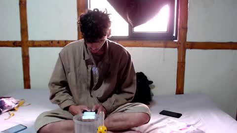 Mia  Sam online show from November 2025 01:54:02 PM