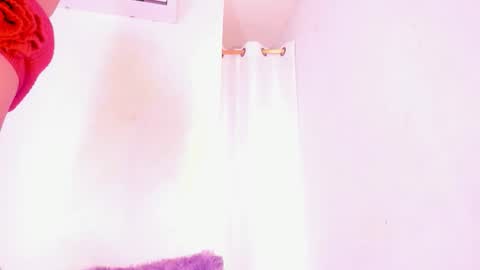 Snapshot of miakirshner_ chatting on December 2025 04:56:01 PM miakirshner_ online show from December 2025 04:56:01 PM