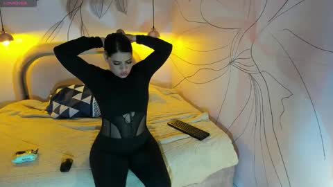 Mia 3 online show from February 2026 11:47:02 AM