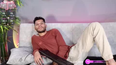 Mia online show from November 2025 03:34:02 PM