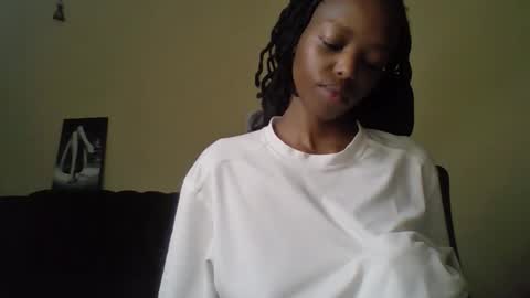 Snapshot of miami_muffin chatting on April 2026 11:30:02 AM Muffin online show from April 2026 11:30:02 AM