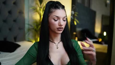  Miami  online show from September 2025 07:02:02 PM