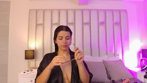 miamillers1 online show from January 2026 11:19:02 PM