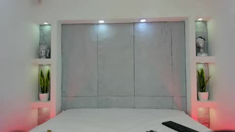 Mia Mistrex online show from November 2025 04:23:02 AM