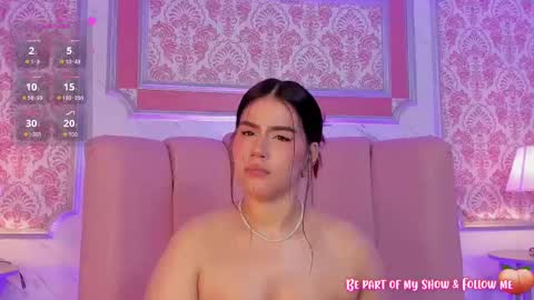 Snapshot of miamontoya chatting on February 2025 06:41:02 PM Mia -5 7001400 Follow online show from February 2025 06:41:02 PM