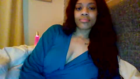 MiaMuffn online show from May 2026 04:14:02 PM