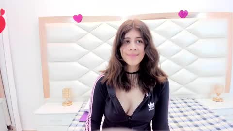 Sweetie Mia online show from February 2025 03:35:01 PM