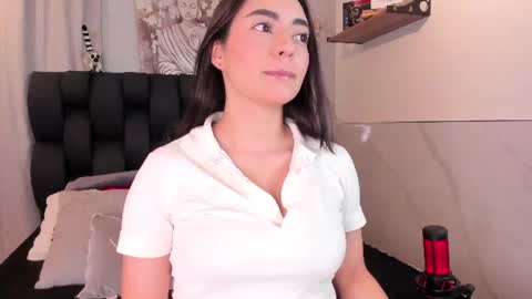 Snapshot of miavelvet1 chatting on June 2026 07:04:02 PM miavelvet1 online show from June 2026 07:04:02 PM