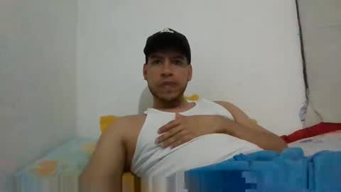 Snapshot of michael_jonessss chatting on October 2025 02:31:01 AM Michael Jones Modelo Independiente online show from October 2025 02:31:01 AM