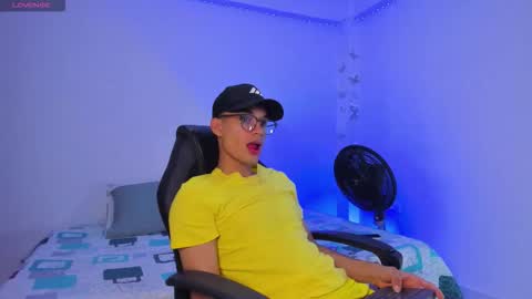 Snapshot of michael_jordan_xxx chatting on October 2025 03:06:02 AM JORDAN online show from October 2025 03:06:02 AM