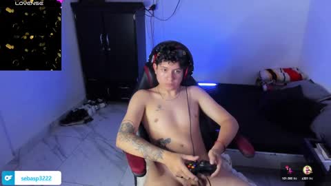 Snapshot of michael_kendall0 chatting on January 2025 01:36:02 AM michael independent model  online show from January 2025 01:36:02 AM