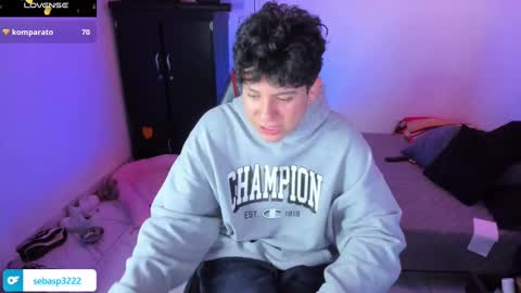 Snapshot of michael_kendall0 chatting on February 2025 01:02:02 AM michael independent model  online show from February 2025 01:02:02 AM